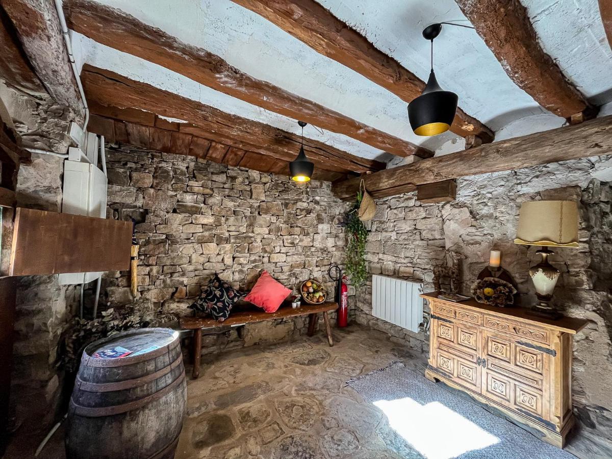 El Forn De Freixenet Con Servicios De Un Hotel Lleida Esterno foto